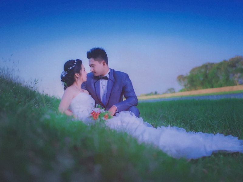 6862 14-3-19 bride and groom