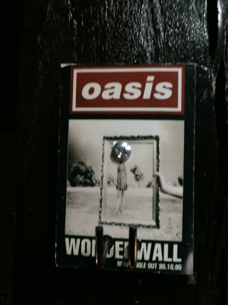 6904 15-3-19 Wonderwall