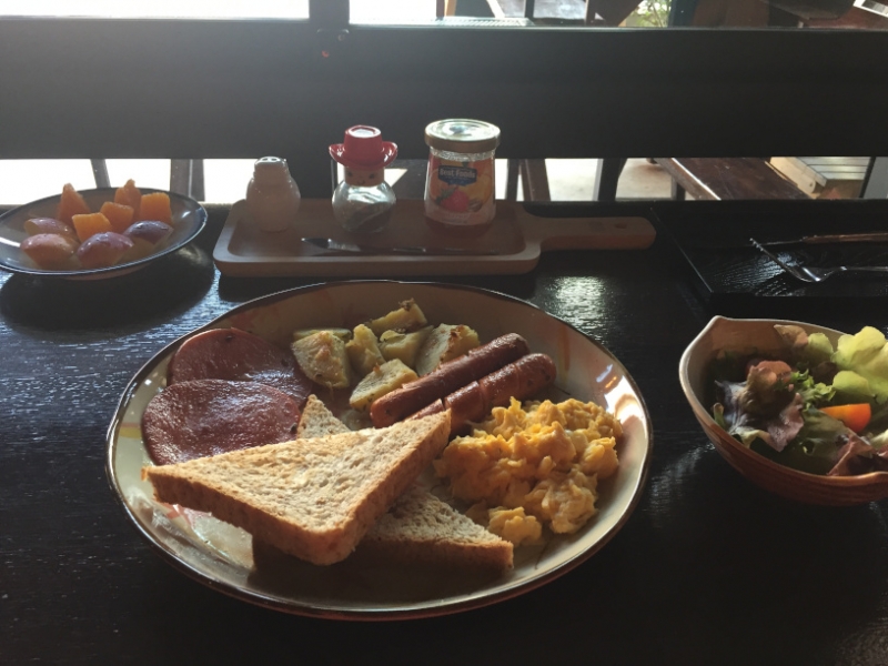 6913 16-3-19 breakfast