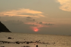6808 10-3-19 sunset &sea