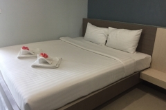 6874 14-3-19 double bed