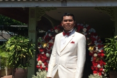 6878 14-3-19 bridegroom