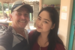 6897 15-3-19 Brian and girl