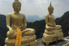 6943 16-3-19 statue