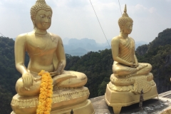 6944 16-3-19 statue