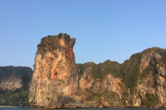 6989 17-3-19 cliff