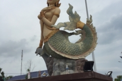 8358  12-5-19 mermaid statue