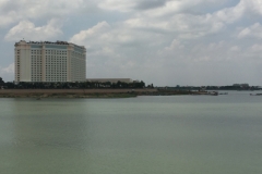 8423  17-5-19 view