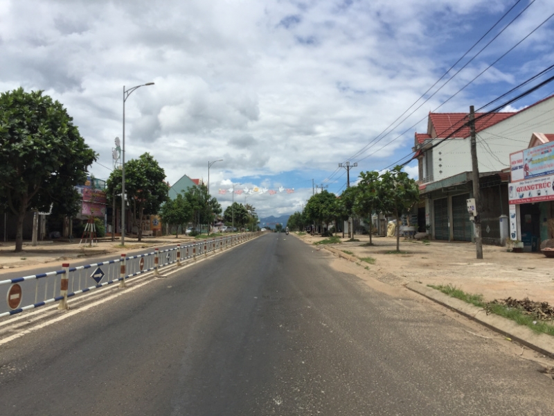8723  10-6-19 road