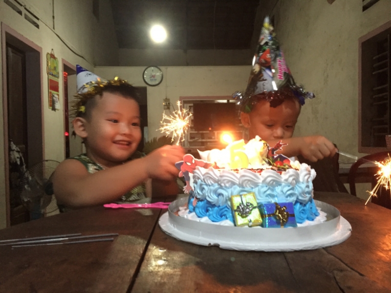 8881 14-6-19 cake