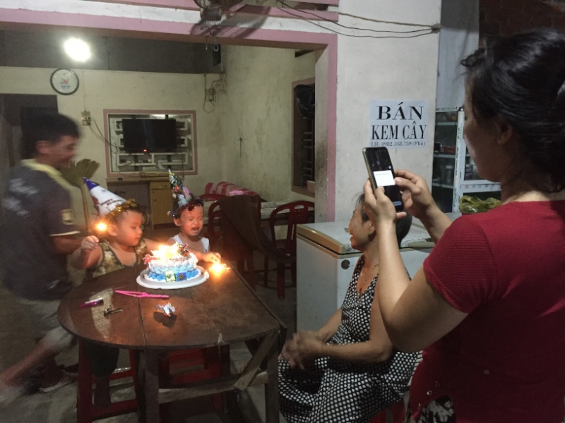 8883 14-6-19 cake