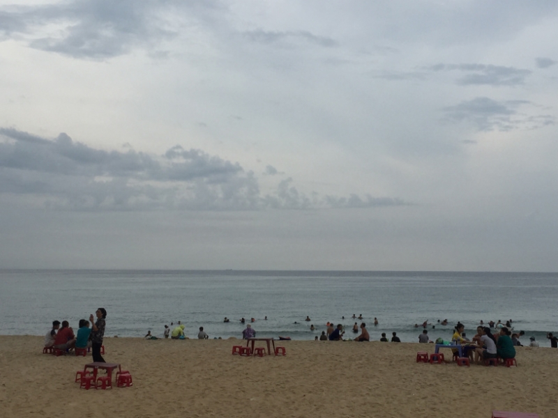 8897 15-6-19 beach