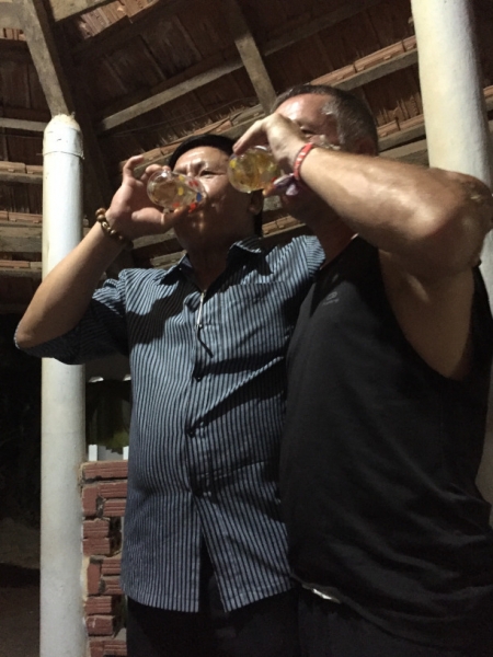 8903 15-6-19 Ibottoms up