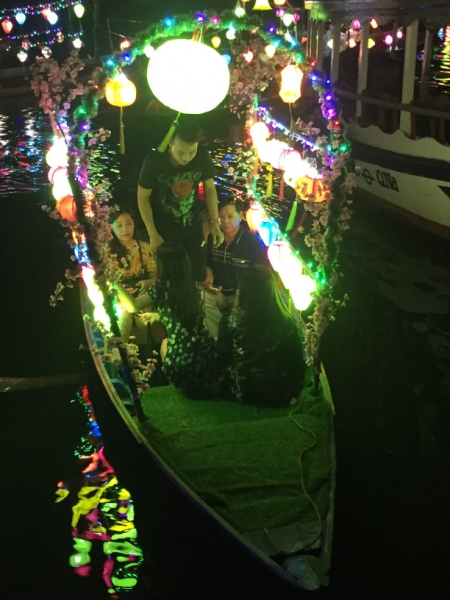 8939 17-6-19 boats