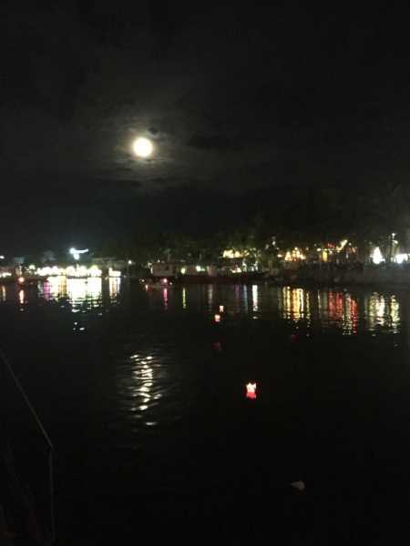 8940 17-6-19 moon