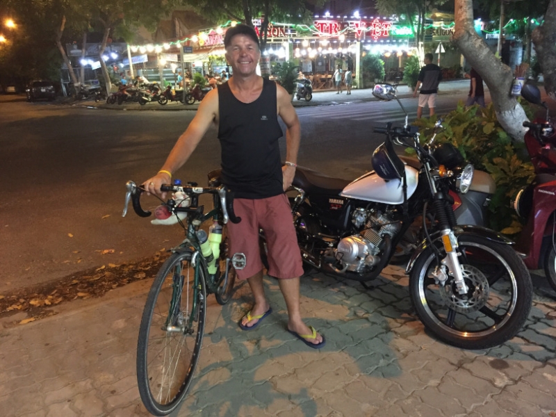 8974 18-6-19 motorbikes