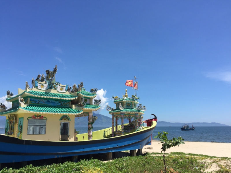 8978 19-6-19 boat pagoda