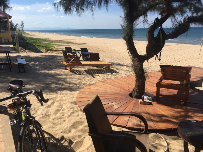 9185 27-6-19 beach