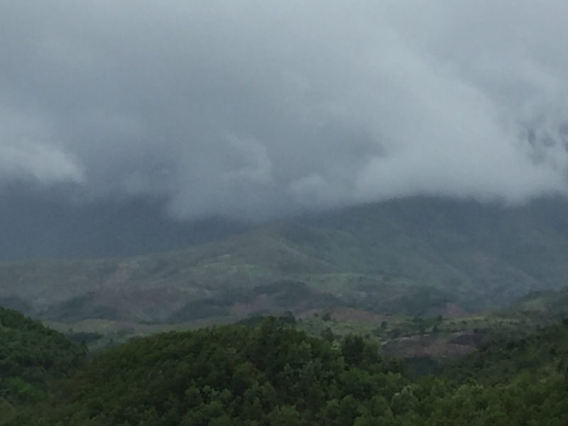 9282 4-7-19 clouds