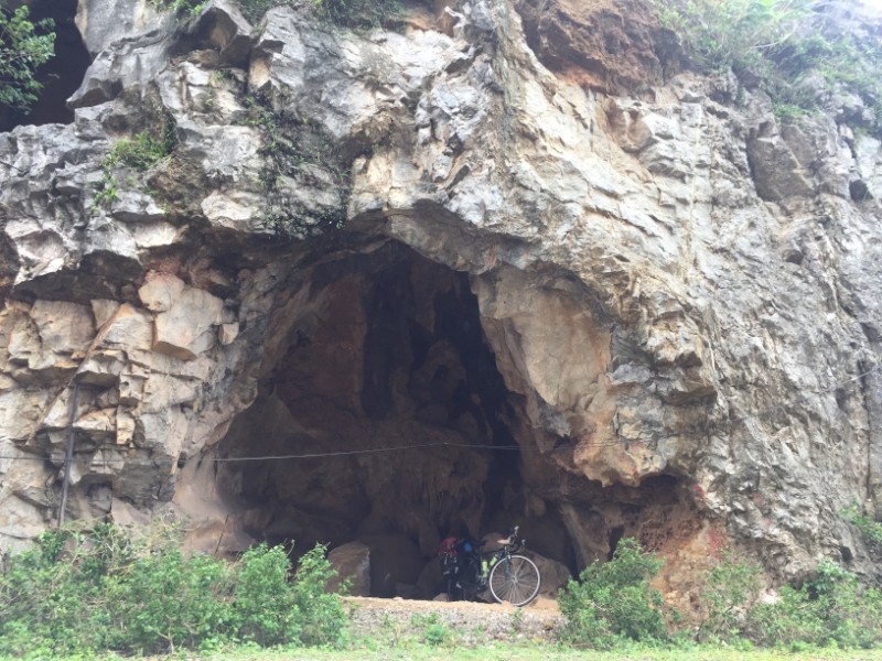 9283 4-7-19 cave