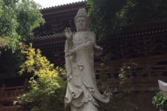 8711  9-6-19 statue