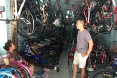 8977 19-6-19 bike shop