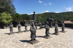 9032 20-6-19 statues
