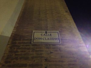 2429-31-10-street-sign-calle-don-claudio