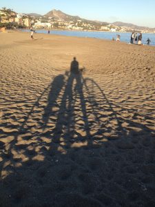 3273-17-11-beach-shadow